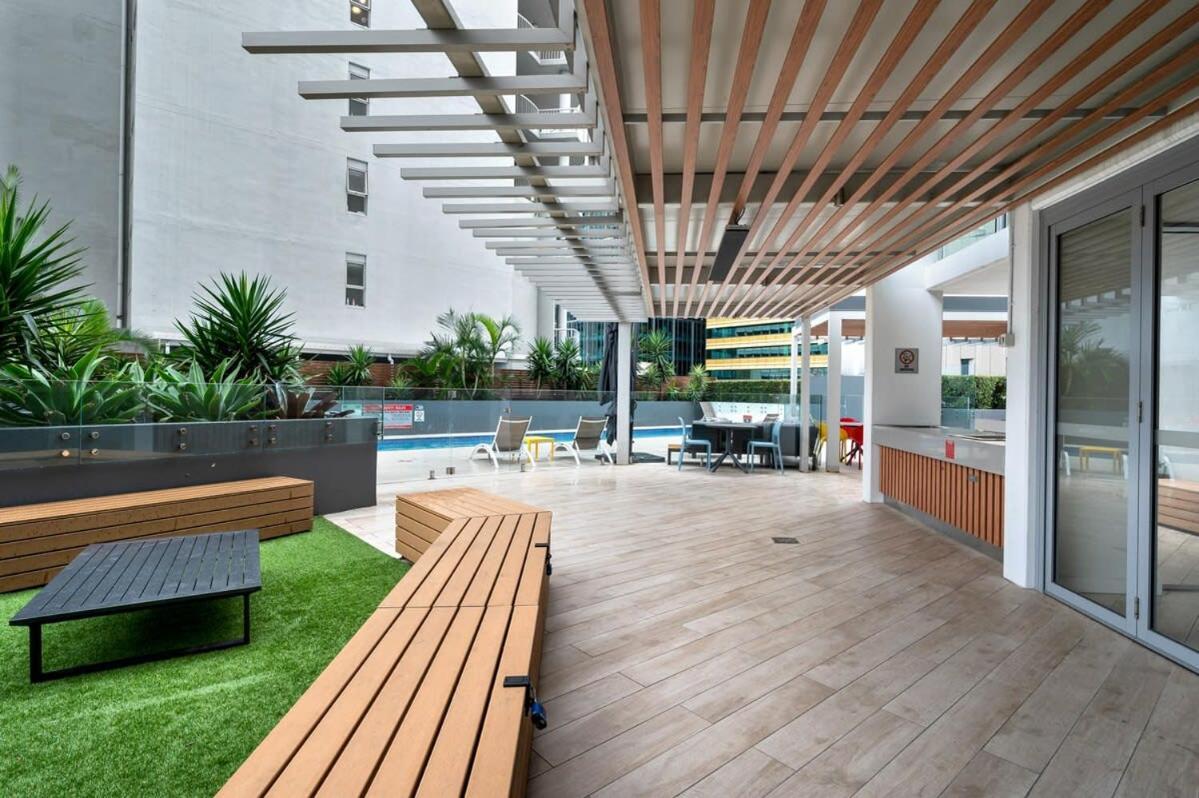 City Living - Brisbane River-View 2 Bedroom Apt Esterno foto