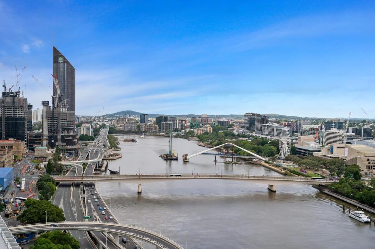 City Living - Brisbane River-View 2 Bedroom Apt Esterno foto